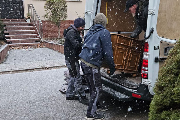 Experte Wagner aus Saarbrücken ist Ihr Partner für Haushaltsauflösungen oder Entrümpelungen im Saarland - auch im Winter